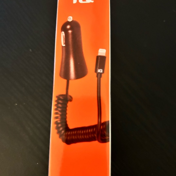 IQ mobile power rapid in-car charger - Picture 2 of 4